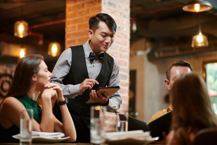 6834decc7dbf4_waiter taking order_274689 40606